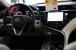 تۆیۆتا کامری